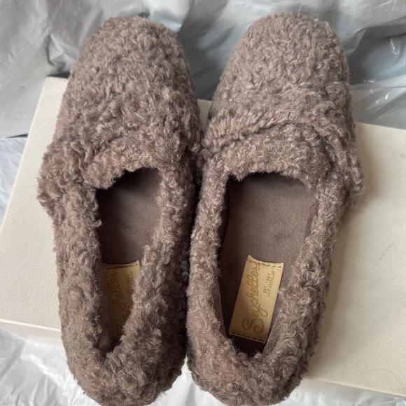 Seychelles Gladiator faux shearling loafers taupe gray 7.5  lounge casual flats - Picture 5 of 5